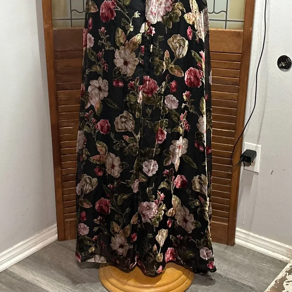 Olia Adjustable Strap Velvet Floral Burnout Whimsigoth Fairy Maxi Dress Size M - Picture 9 of 16